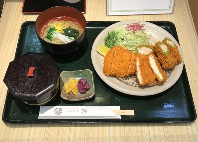 駅チカ＆人気のとんかつ店でのホール係のお仕事です。通勤もラクラク！もちろんサポートも万全です♪