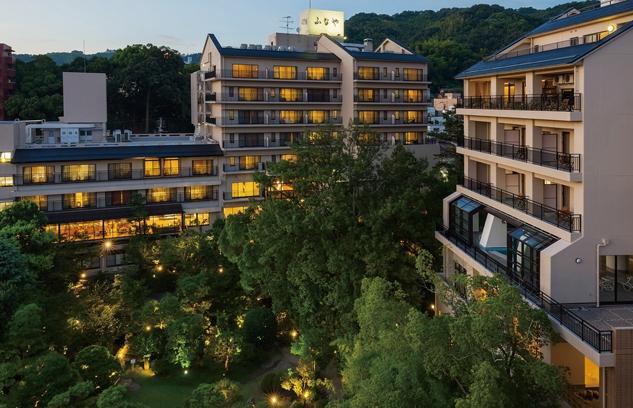 老舗旅館にあるレストランの洋食調理補助、パートのお仕事｜松山市道後湯之町