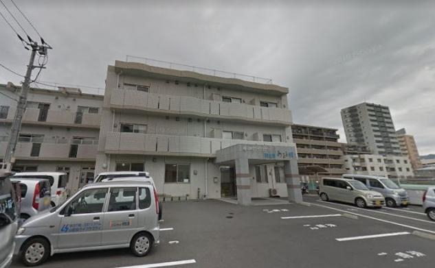 サービス付き高齢者向け住宅での介護業務、社員のお仕事｜松山市朝生田町