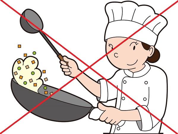 中華鍋を振るって調理をする事はありません。家事の延長でできる簡単なお仕事ですよ。