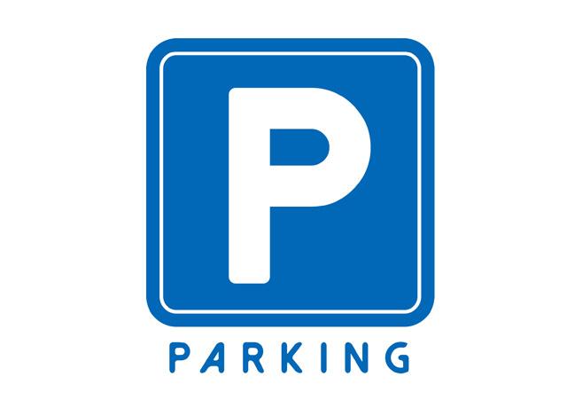 無料駐車場あります。マイカーでラクラク通勤。
